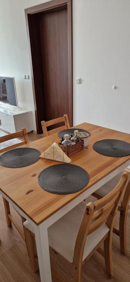 Студио Тони 1 Varna Luaran gambar